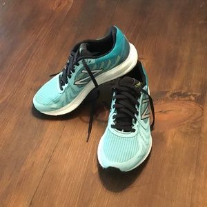 New Balance Vazee Pace Size 7